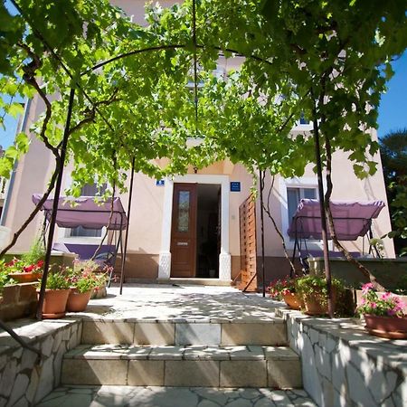 Apartmani Loreta Mali Lošinj Buitenkant foto