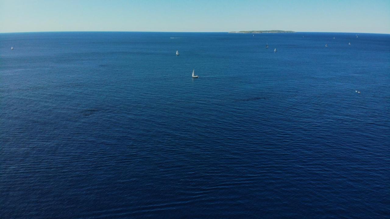 Apartmani Loreta Mali Lošinj Buitenkant foto