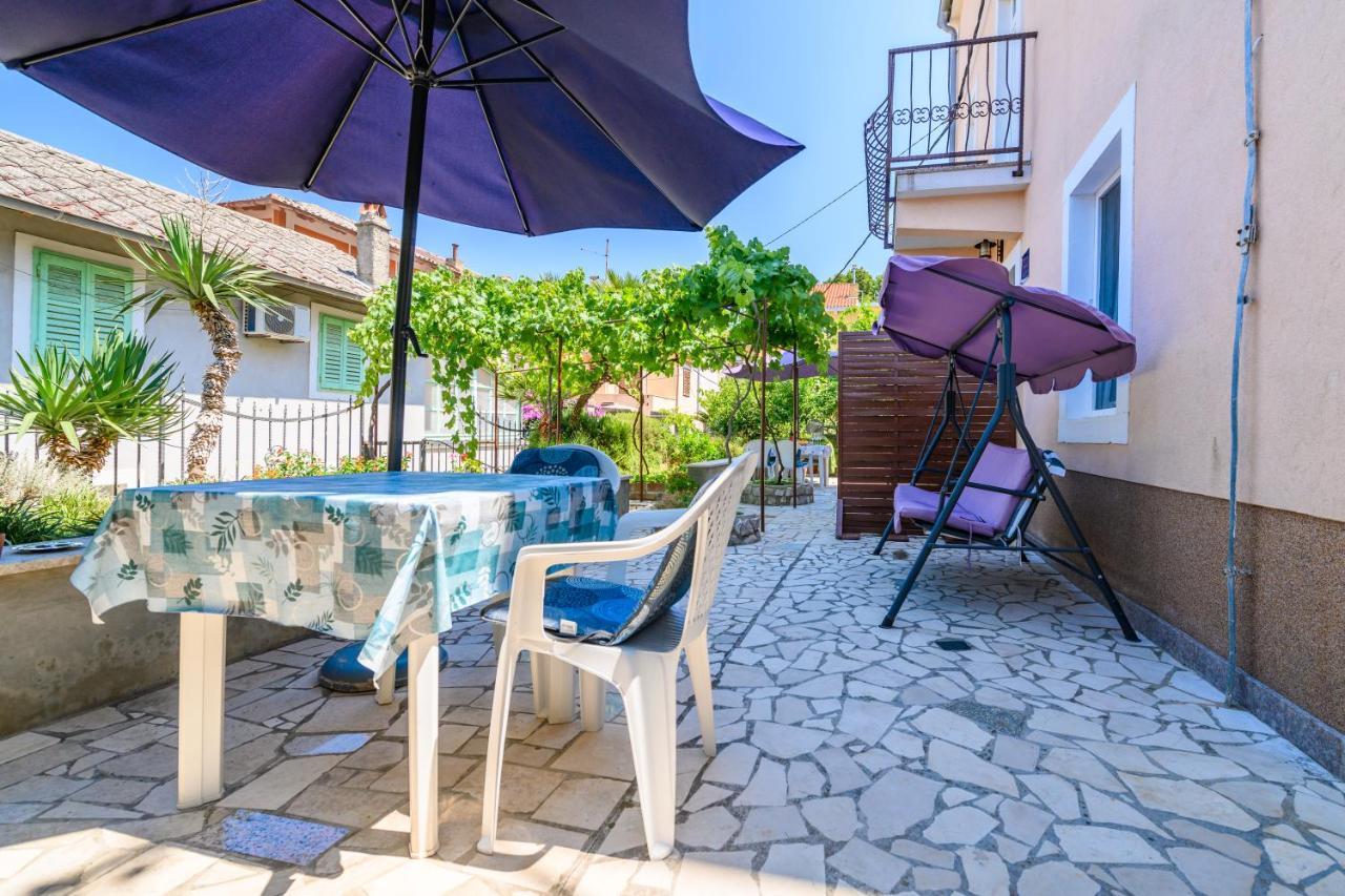 Apartmani Loreta Mali Lošinj Buitenkant foto