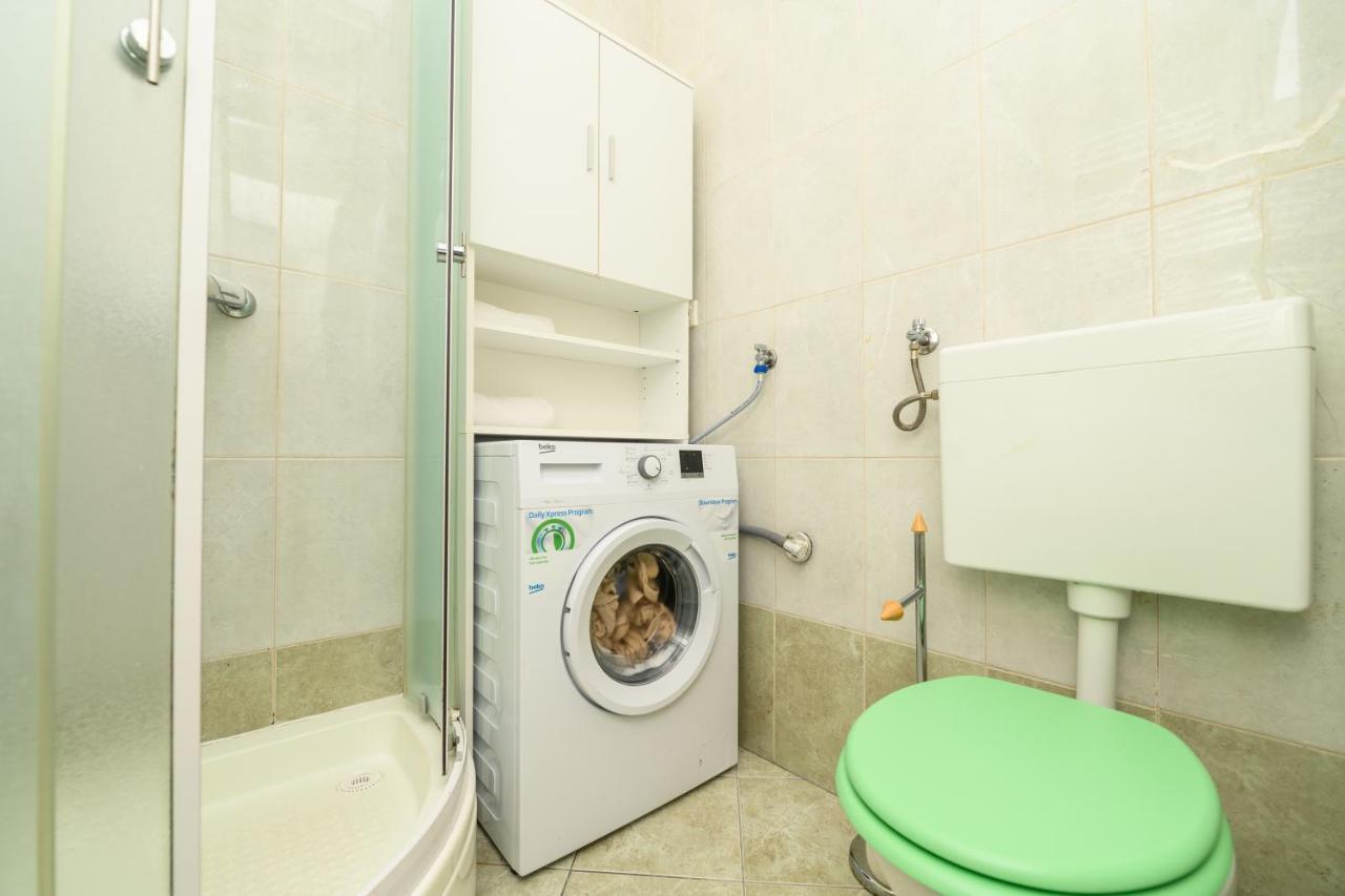 Apartmani Loreta Mali Lošinj Buitenkant foto