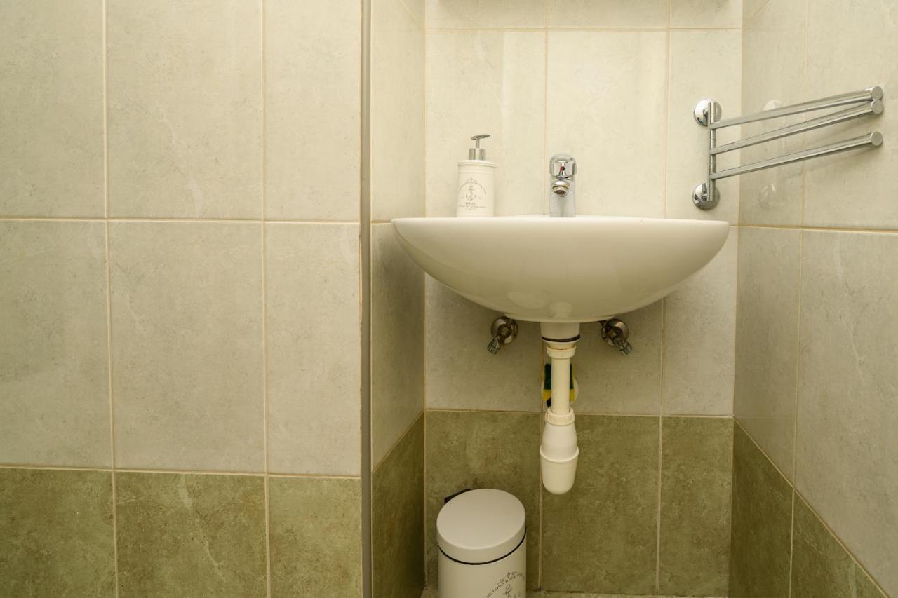 Apartmani Loreta Mali Lošinj Buitenkant foto