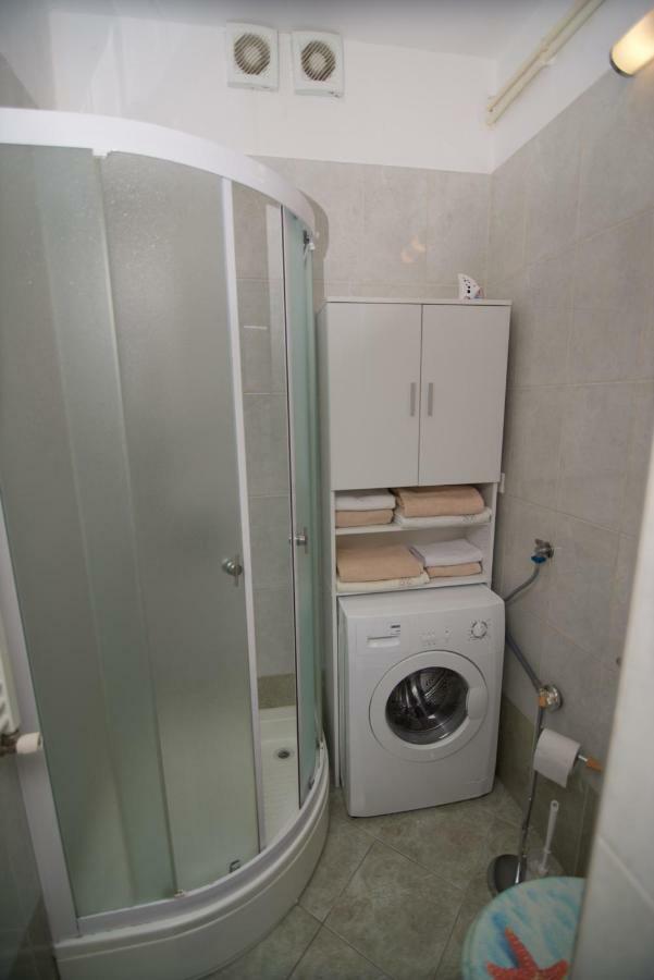 Apartmani Loreta Mali Lošinj Buitenkant foto