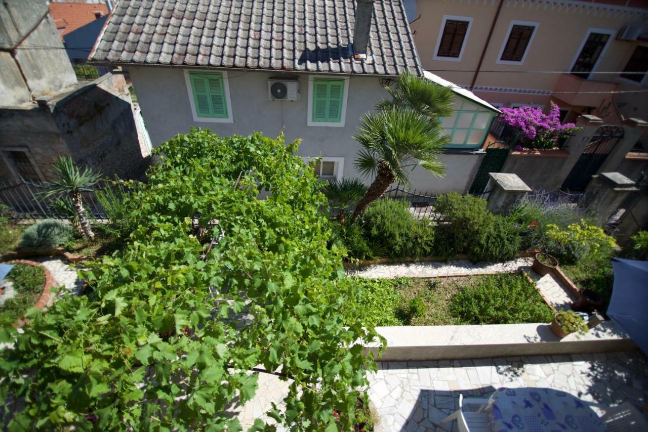 Apartmani Loreta Mali Lošinj Buitenkant foto
