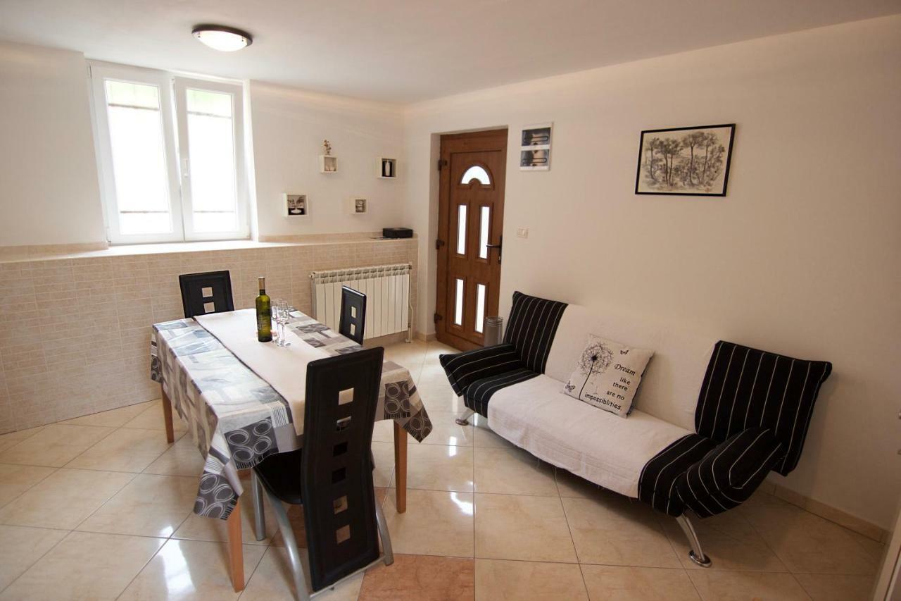 Apartmani Loreta Mali Lošinj Buitenkant foto